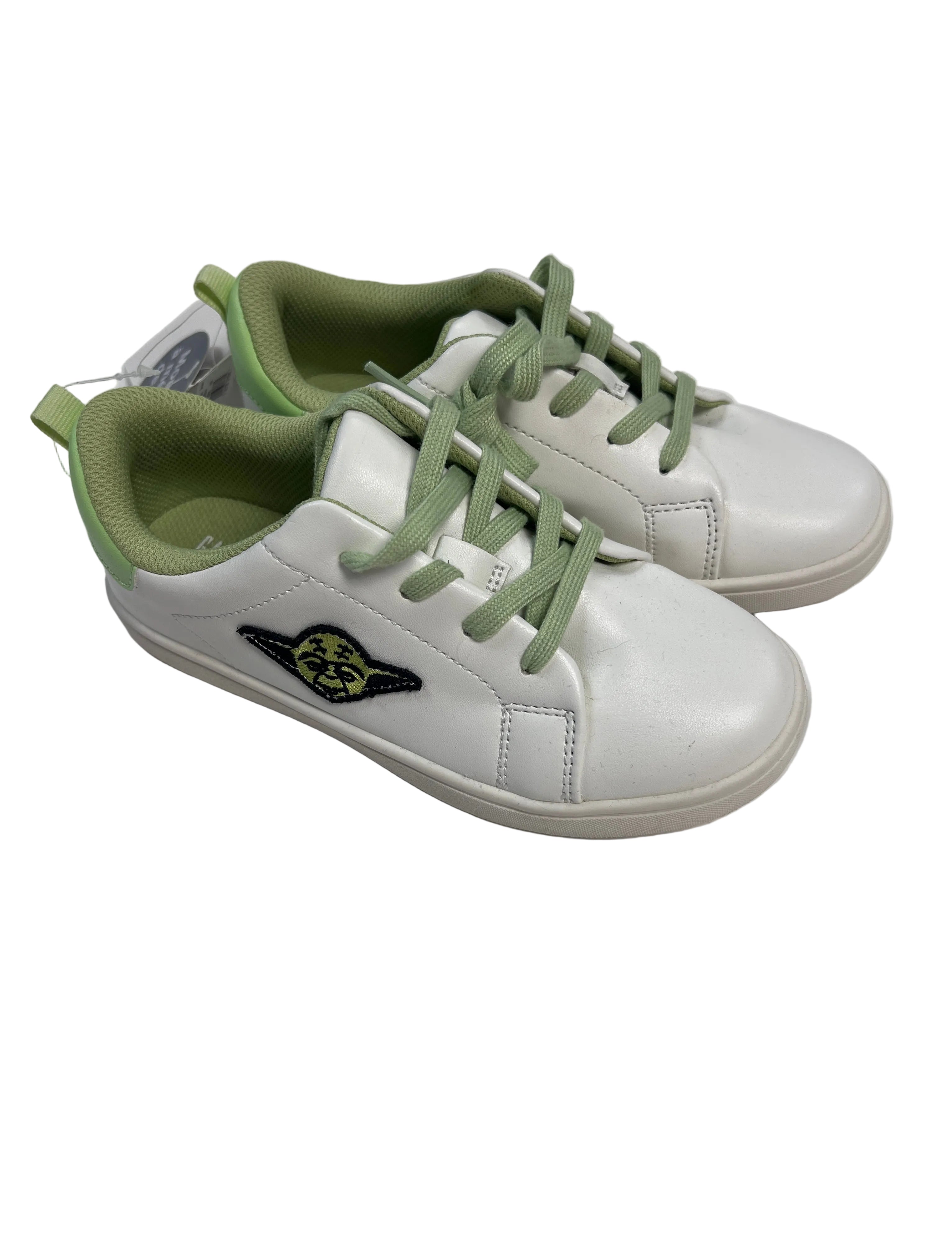 white gap shoes, C1