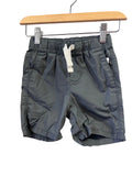 grey Old Navy shorts, 2t